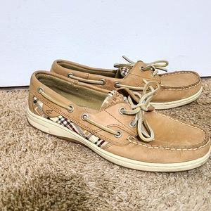 Sperry loafers size 6.5